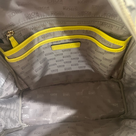Michael Kors Floral Yellow Backpack with MK logo - Picture 13 of 17